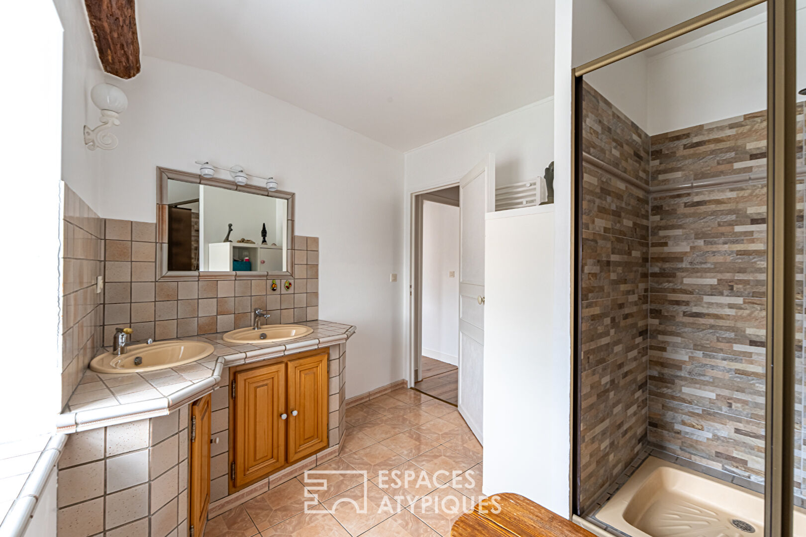 Maule – L&rsquo;élégance du patrimoine au coeur du village.