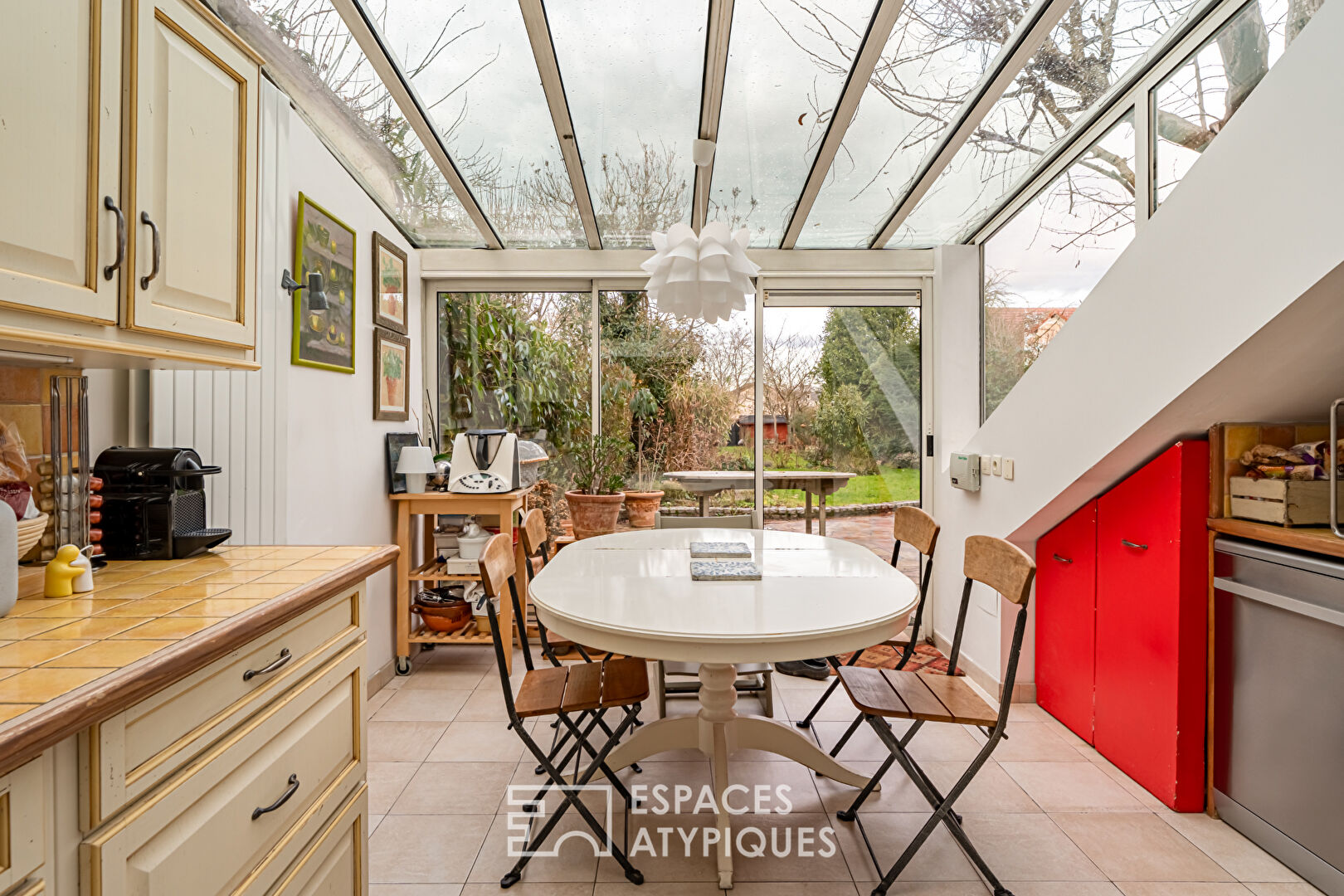 Millstone and its extension with bucolic garden