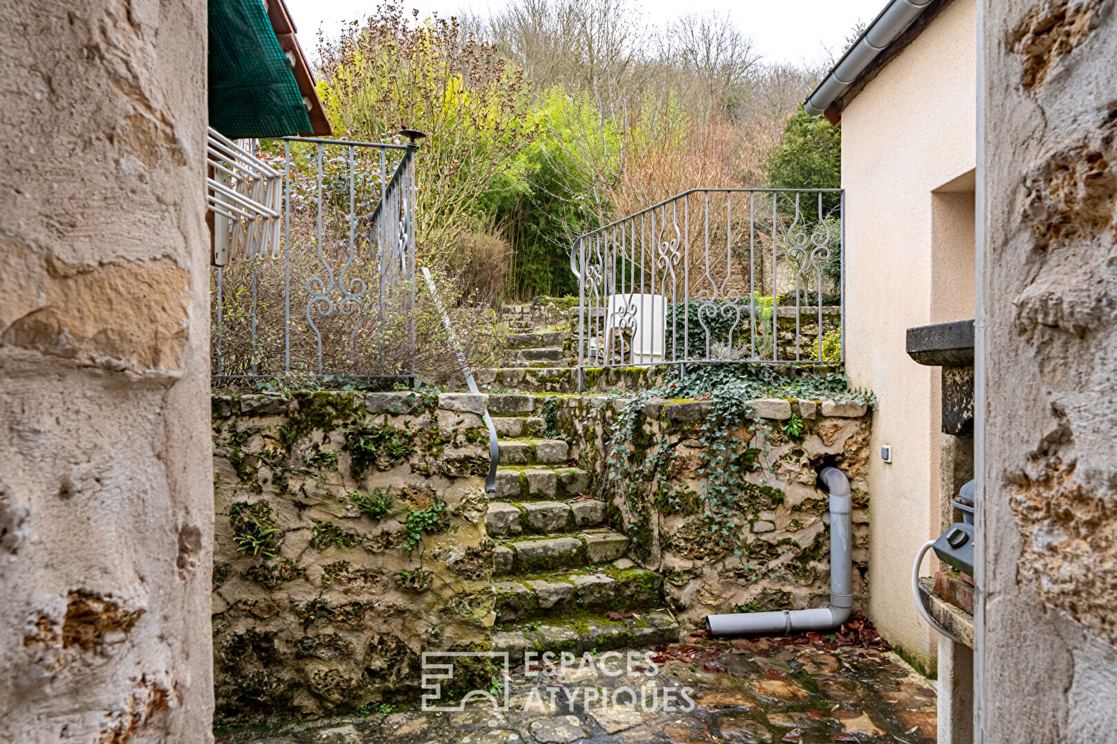 Propriété d&rsquo;exception au coeur de Chevreuse Ancien corps de ferme