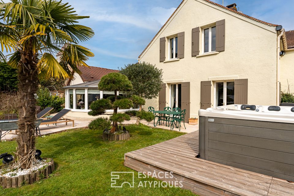 Charmante maison de ville avec jardin au coeur de Cernay-la-Ville