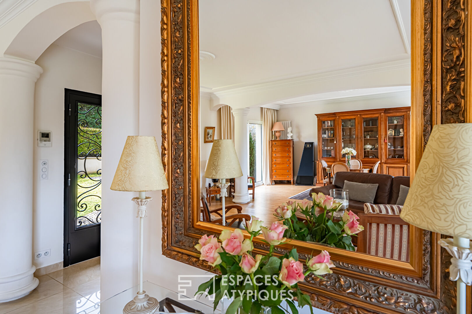 Rare: exceptional family home and its private garden