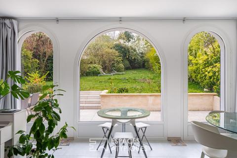 Cocon de verdure et lumière à l&rsquo;Etang la Ville à 5 min de la Gare