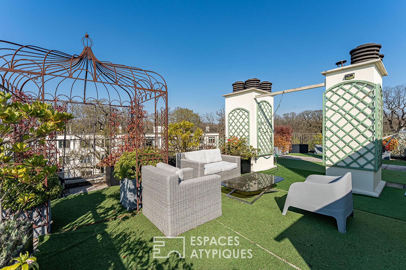 Appartement rénové en dernier étage avec toit terrasse de 85 m² à Versailles
