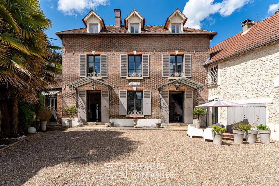 Maison de charme rénovée avec dépendance et jardin au coeur du village