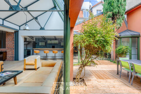 Former press warehouses converted into single-story lofts with patios