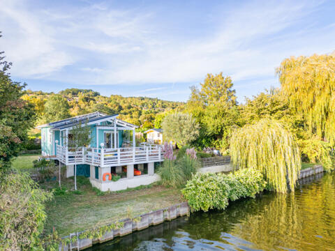 Waterfront chalet, Domaine de l’Ile Verte, Juziers