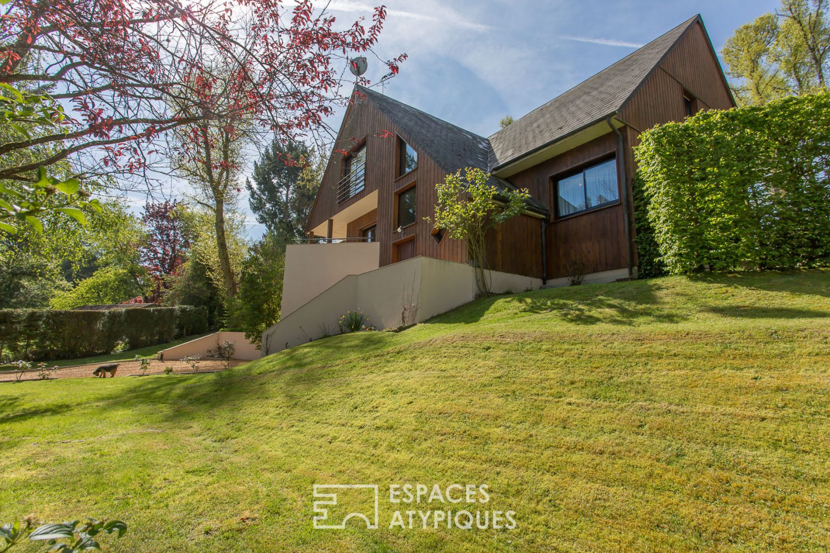 Majestueuse maison en bois Red Cedar