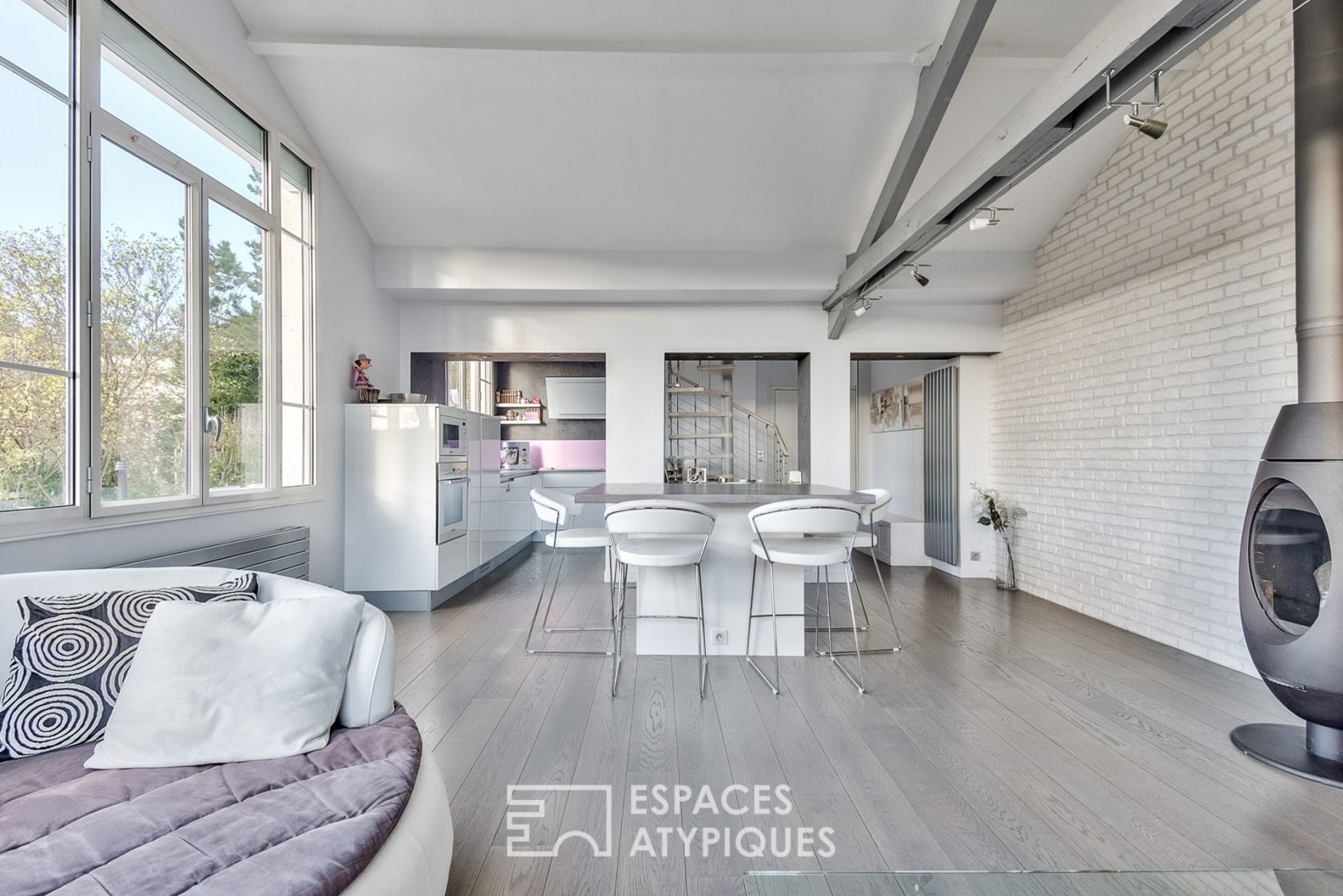 Duplex contemporain avec toit-terrasse