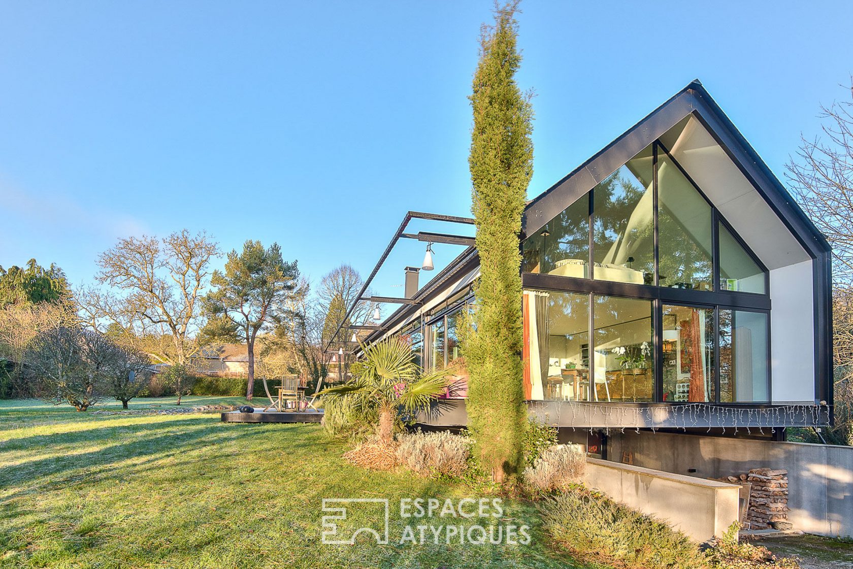 Contemporary glass house