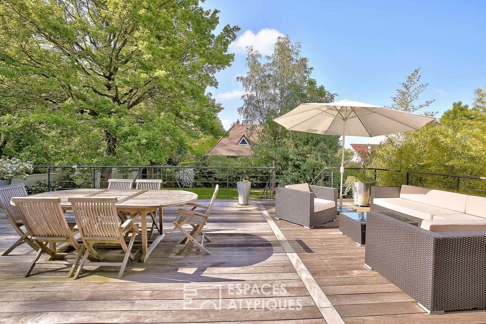 VILLA RENOVATED BY AN ARCHITECT IN HYPERCENTER