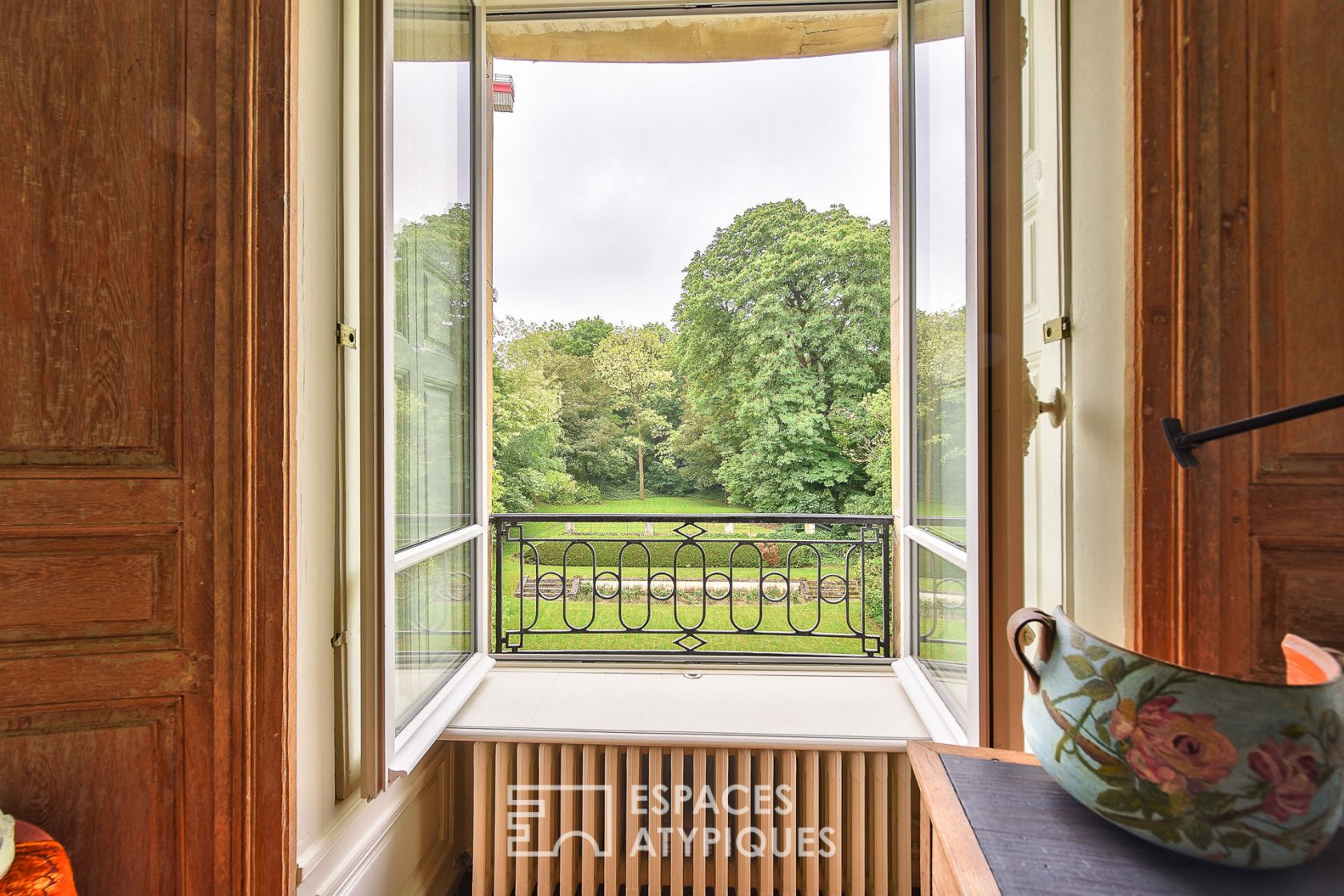 Appartement rotonde dans un ancien hôtel particulier du 18ème siècle