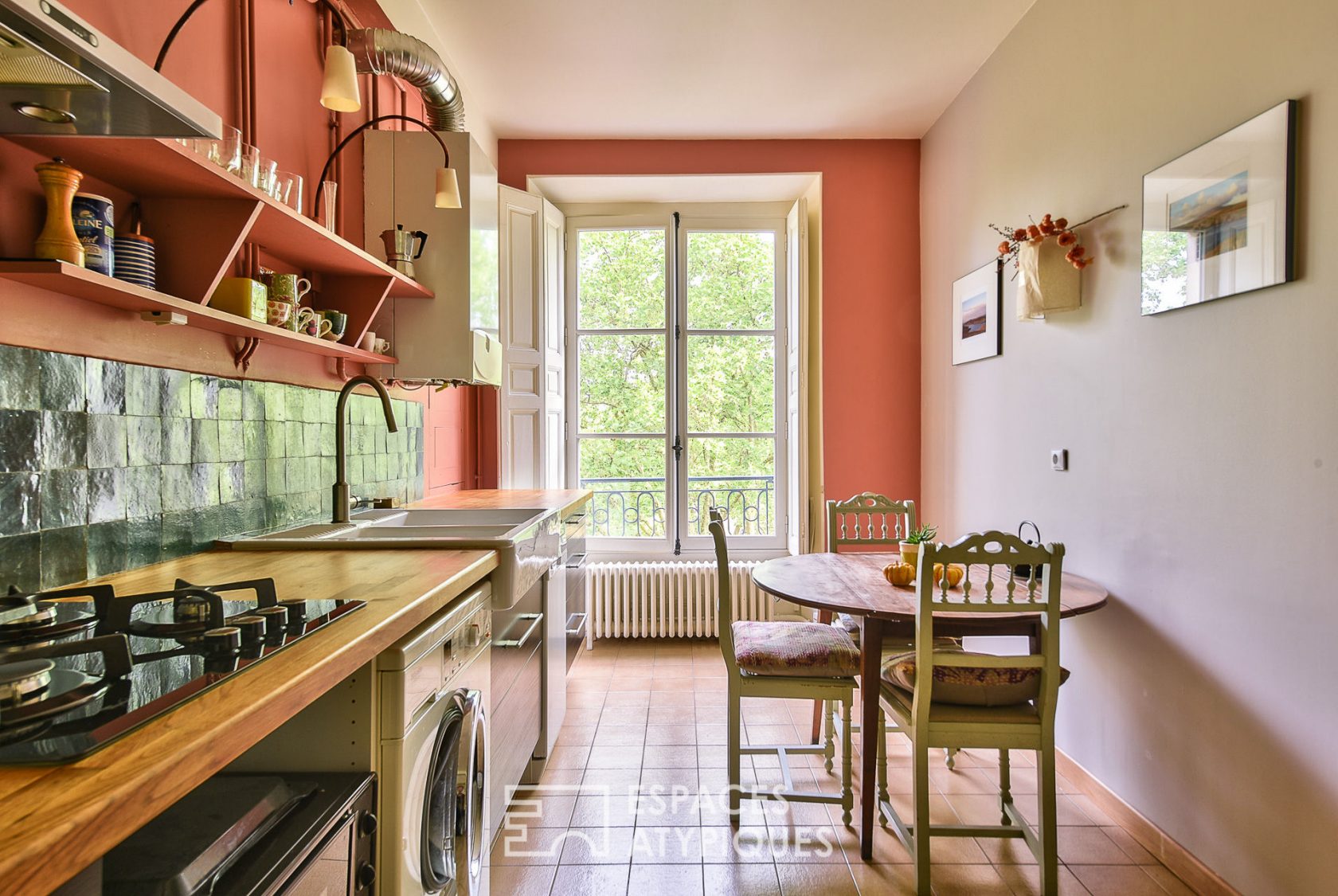 Appartement rotonde dans un ancien hôtel particulier du 18ème siècle