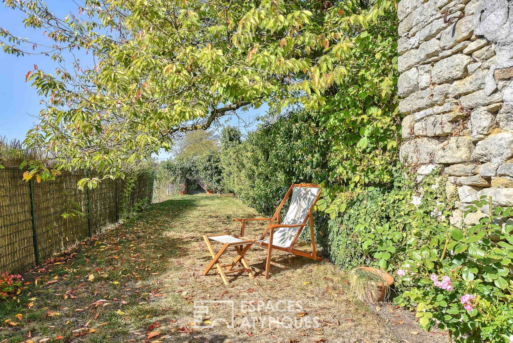 Maison de village style cottage