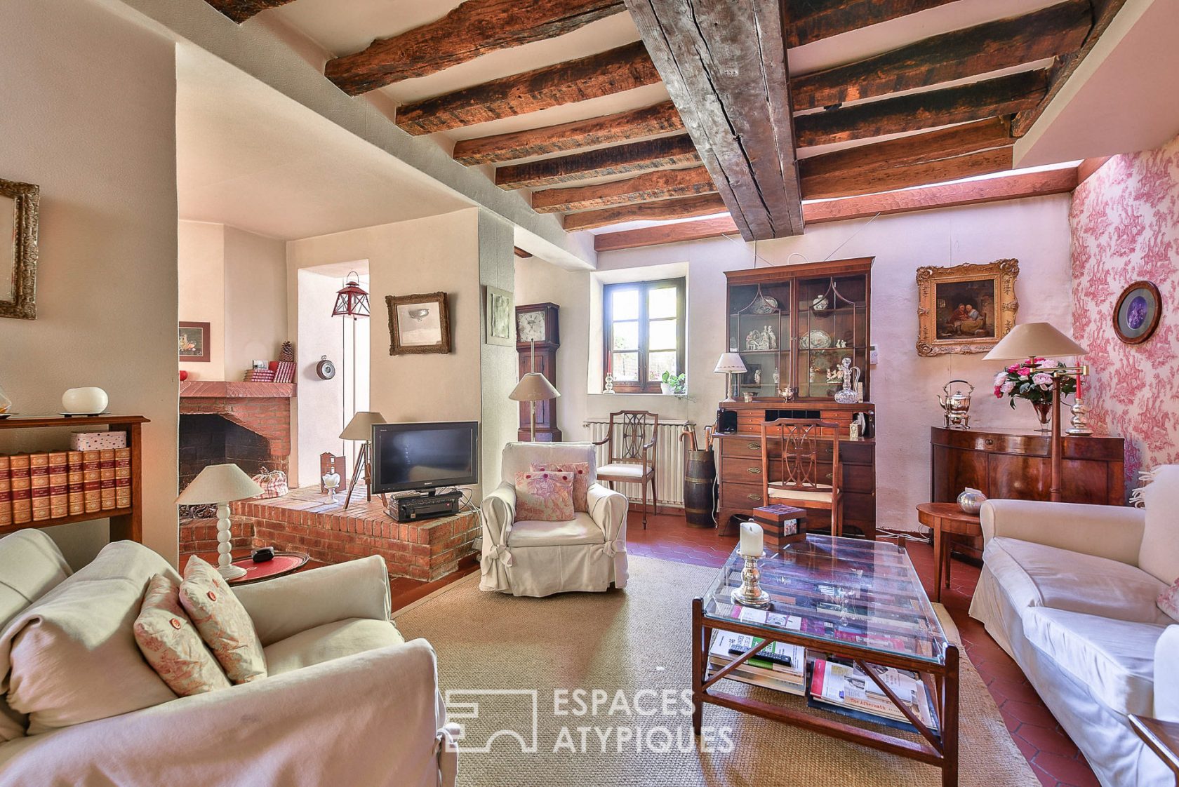 Maison de village style cottage
