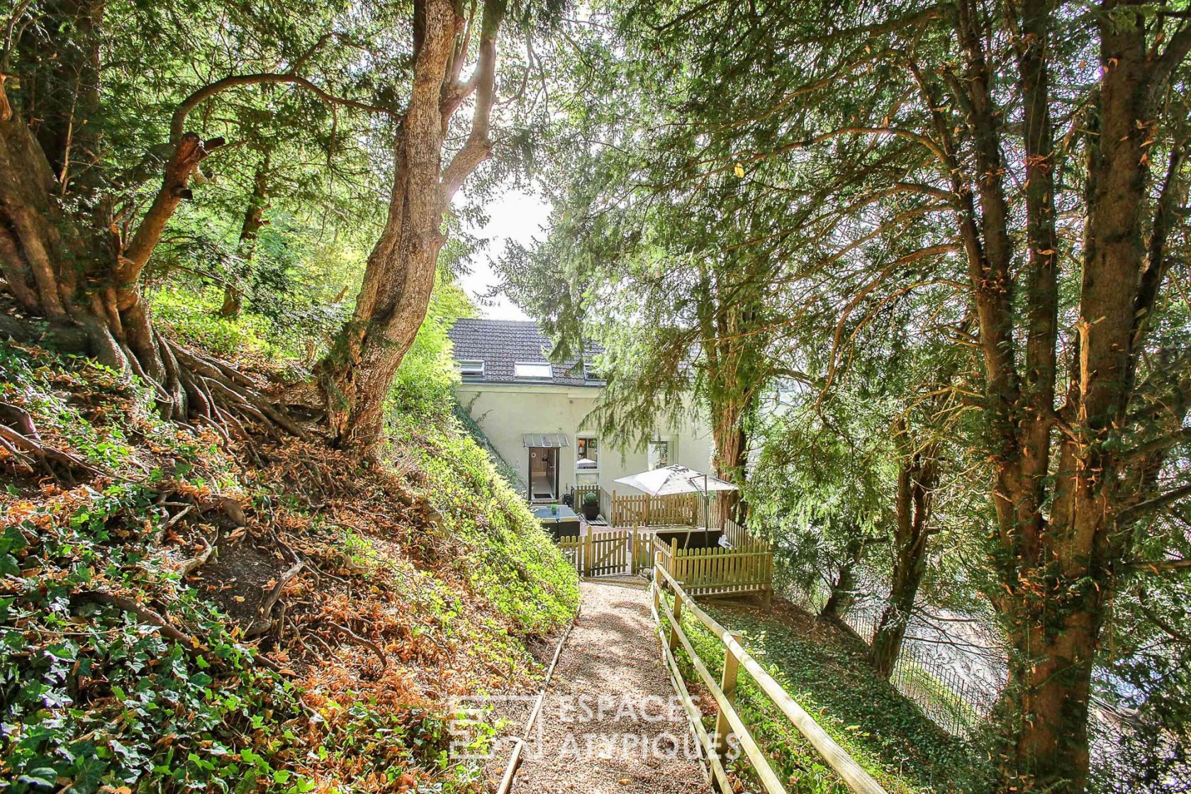 Duplex en dernier étage avec jardin