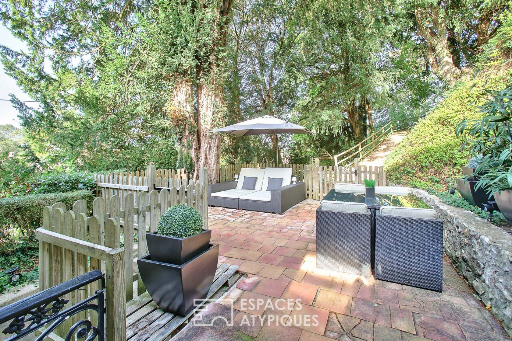 Duplex en dernier étage avec jardin