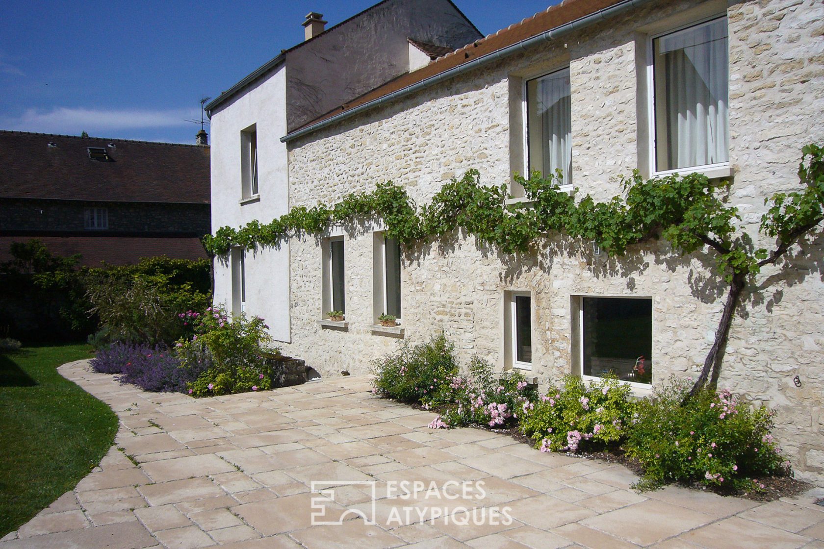 Farmhouse in the Vaucouleurs Valley