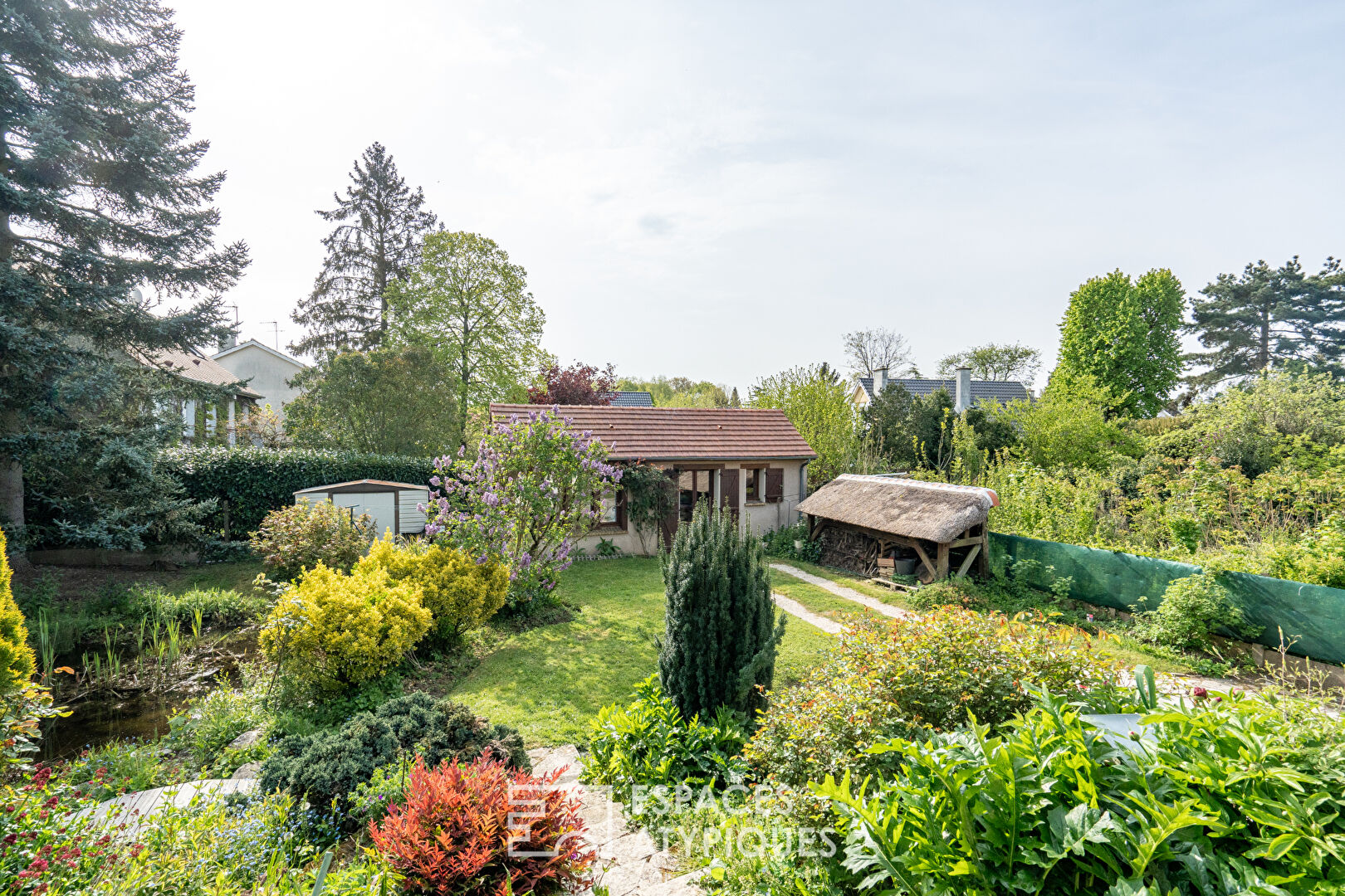 Charming cottage in the center of Mesnil St Denis