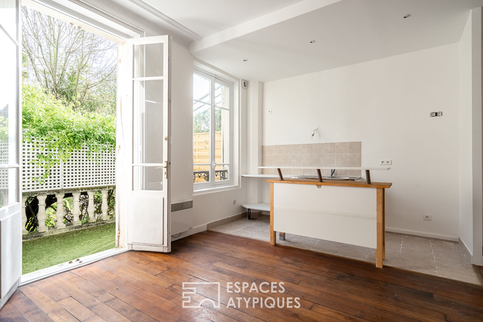 Appartement  avec terrasse et son jardin hyper centre de Saint Germain