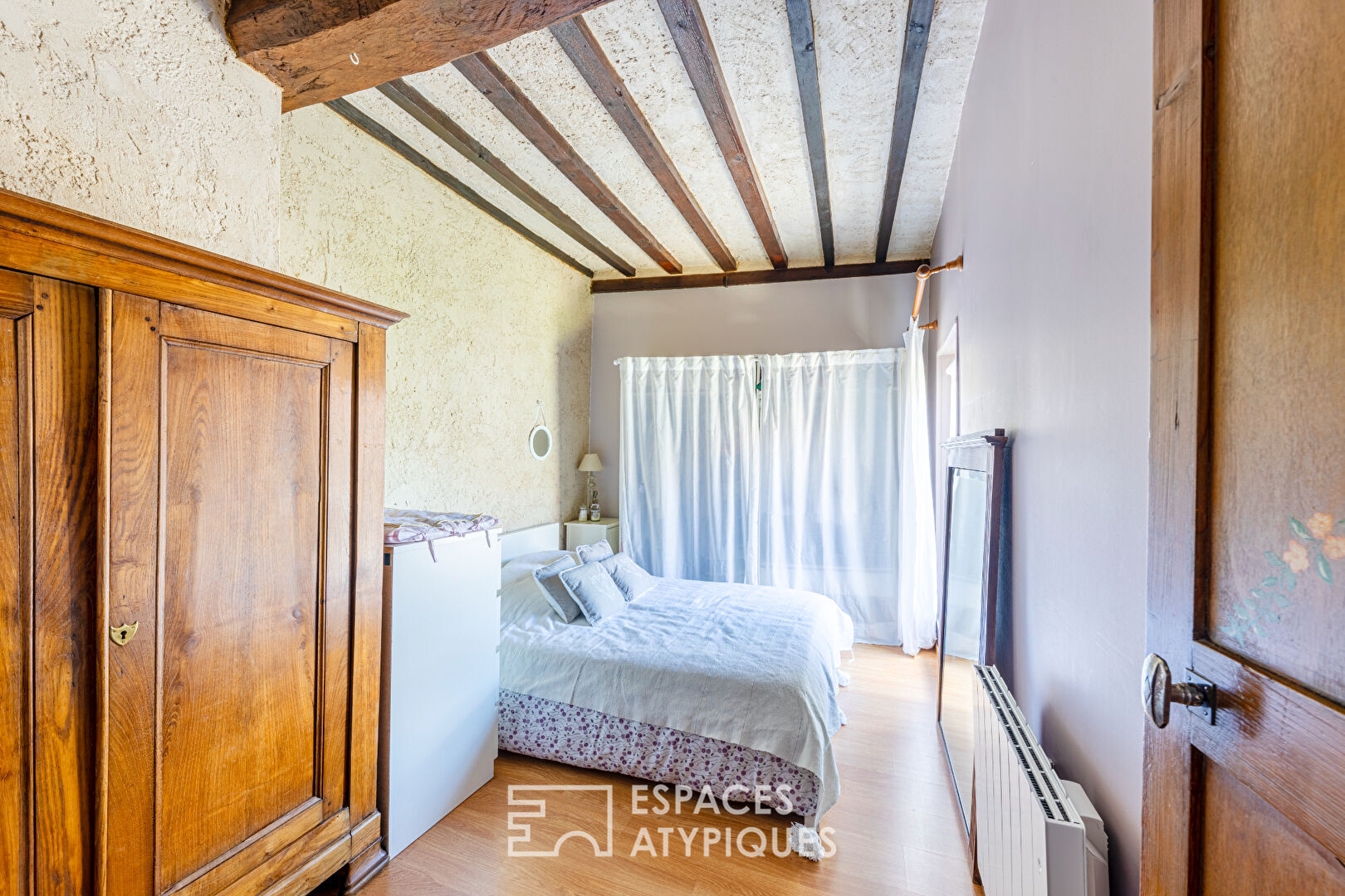 Charme atypique pour cette maison historique dans le centre ancien de Buchelay