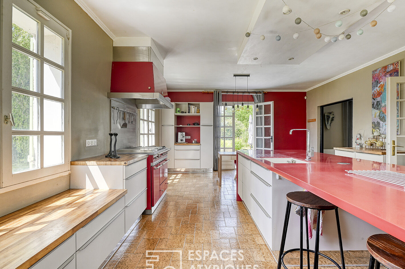 Maison familiale au calme et entourée de verdure à 10 minutes de Rambouillet