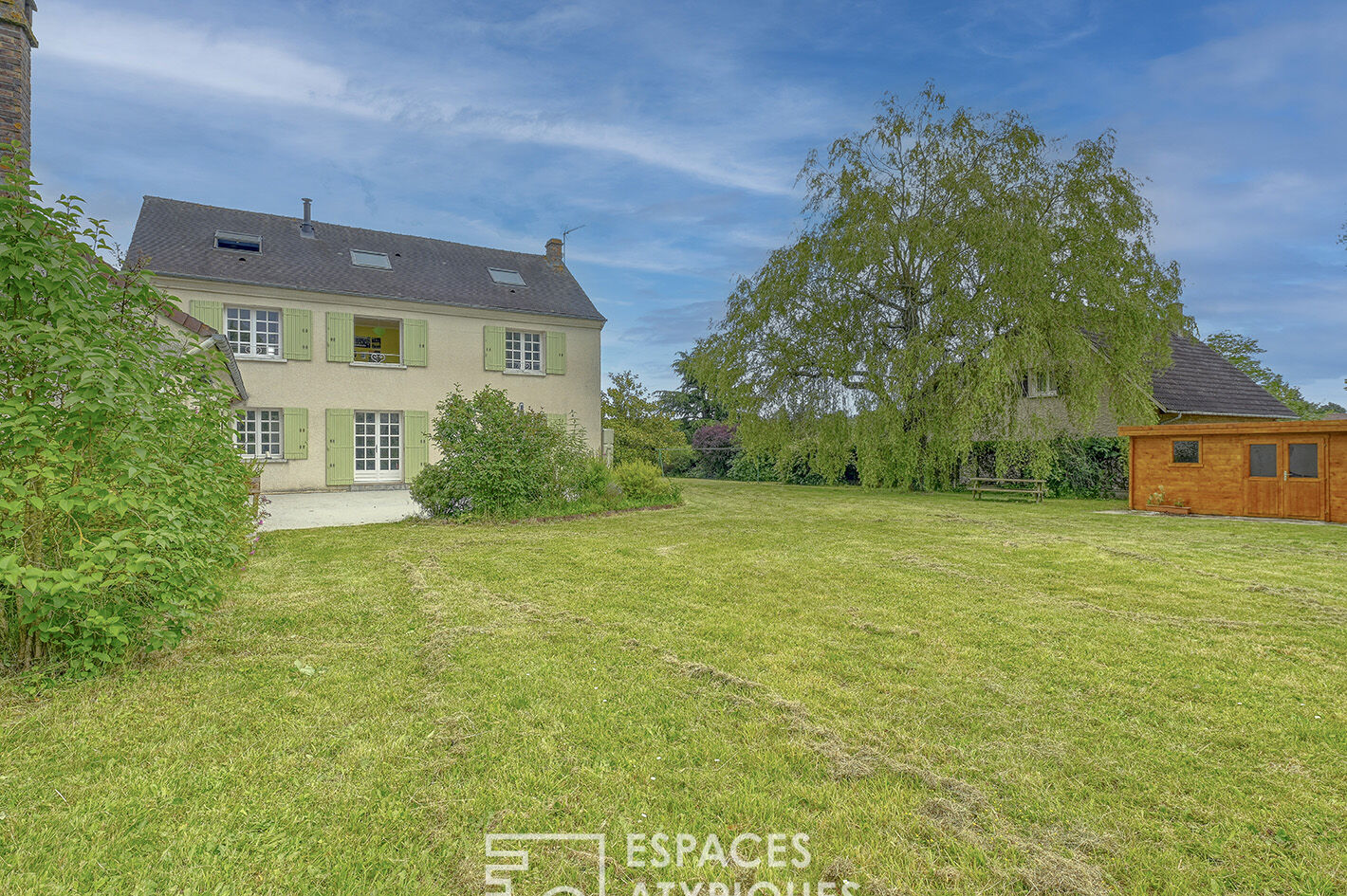 Maison familiale au calme et entourée de verdure à 10 minutes de Rambouillet