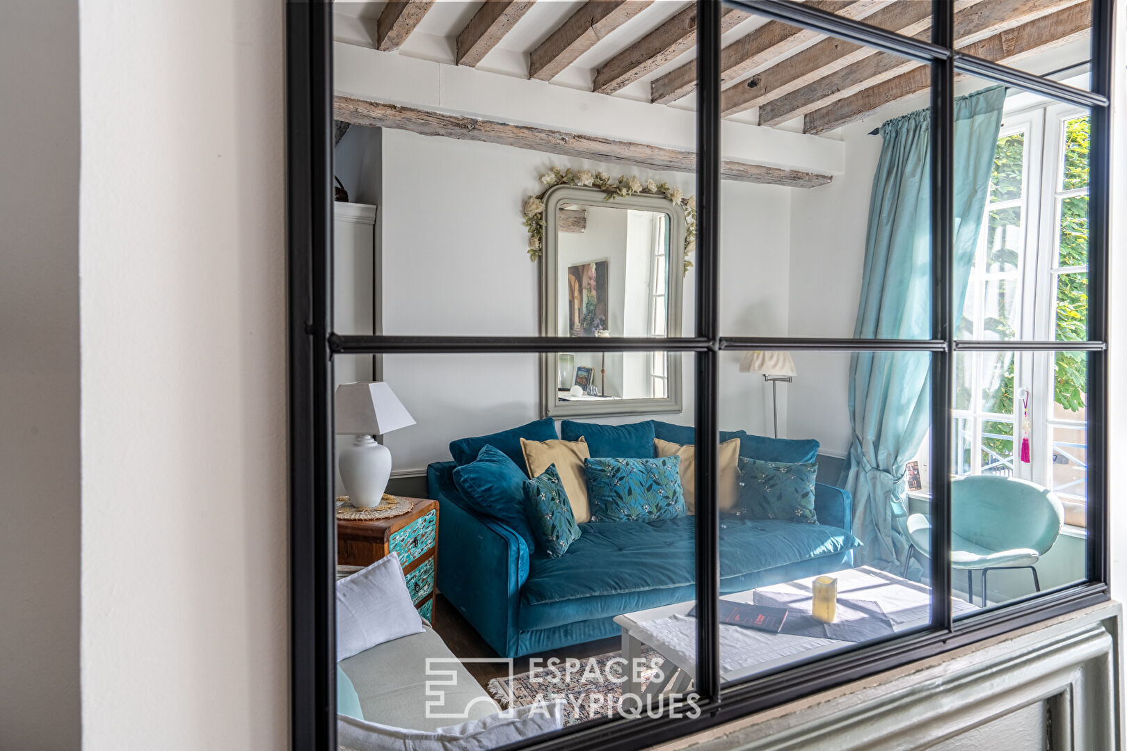 Appartement de charme dans un hôtel particulier entouré de son parc