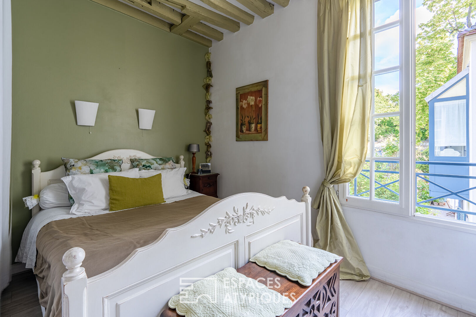 Appartement de charme dans un hôtel particulier entouré de son parc