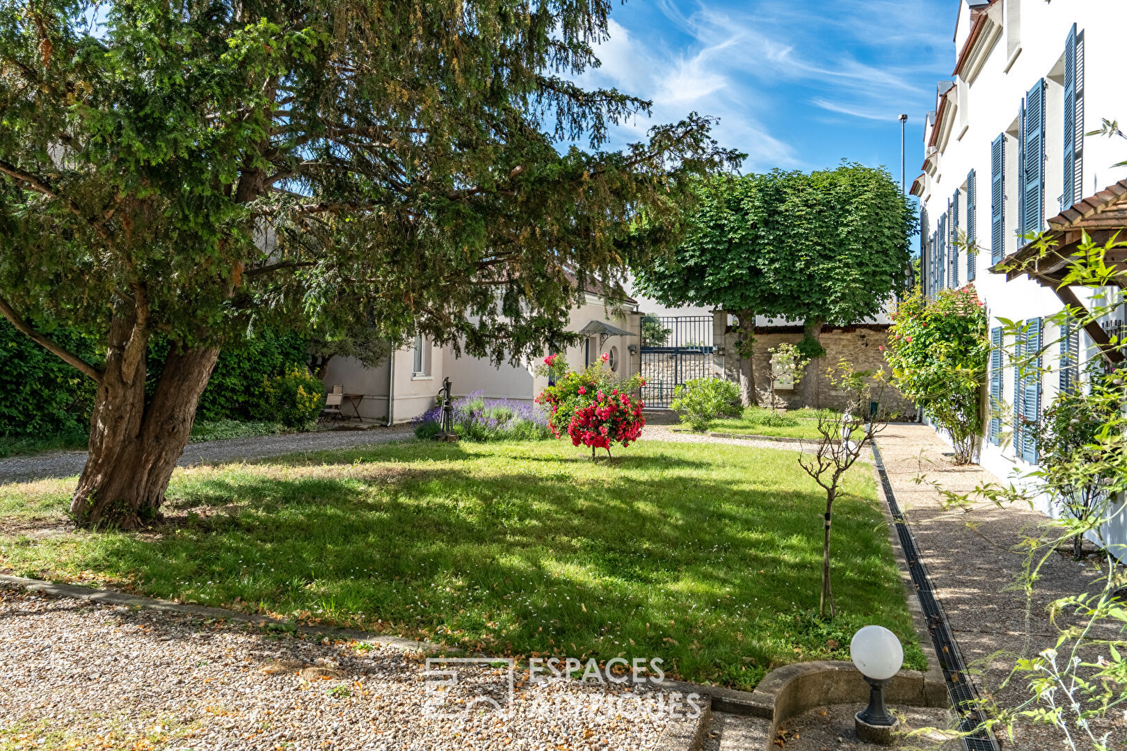 Appartement de charme dans un hôtel particulier entouré de son parc
