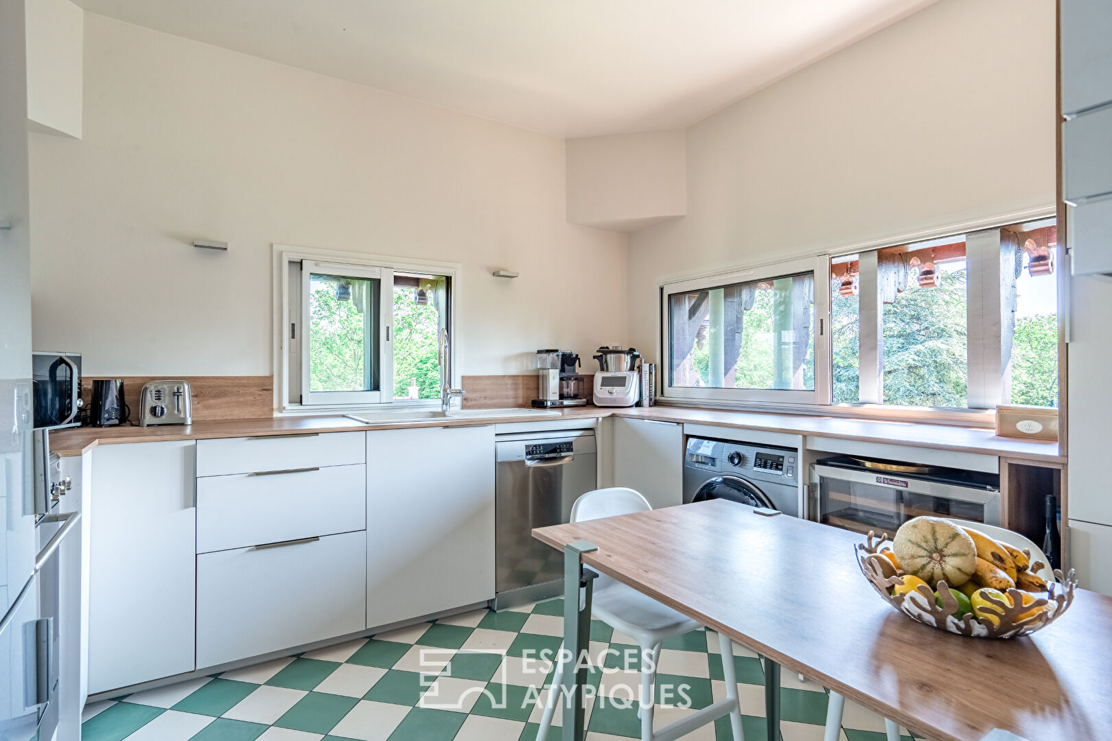 Furnished duplex in remarkable house in Vésinet