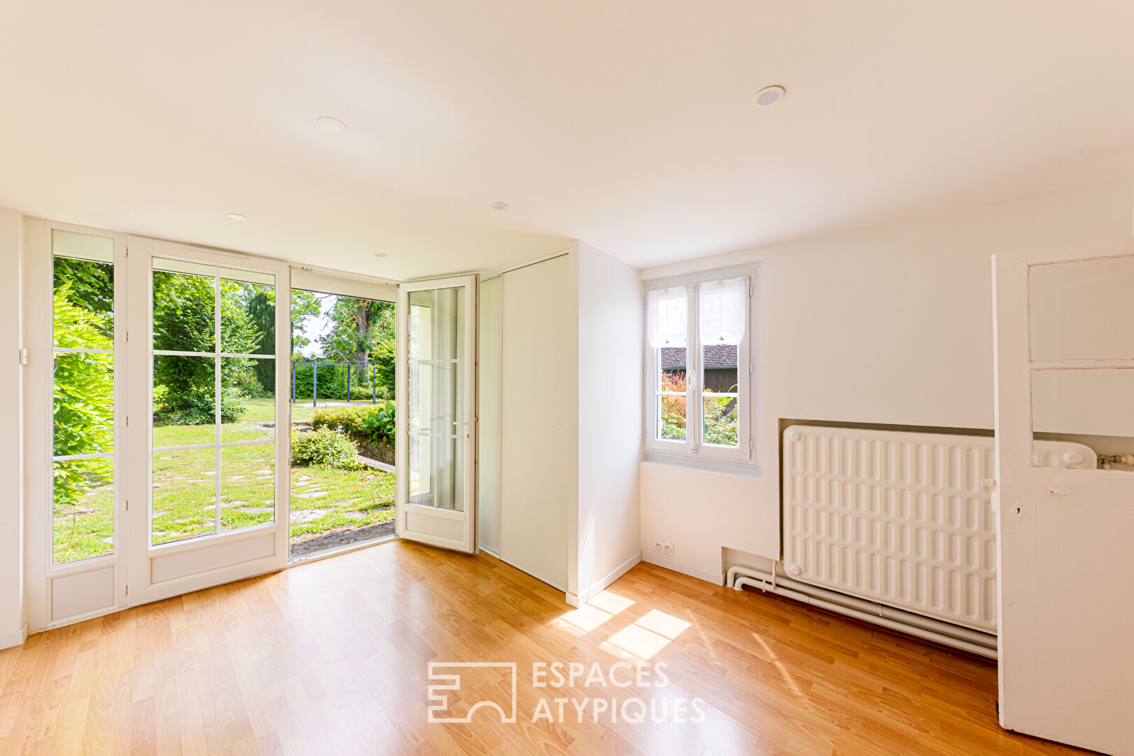 Haven of peace in the heart of a popular village in Vexin