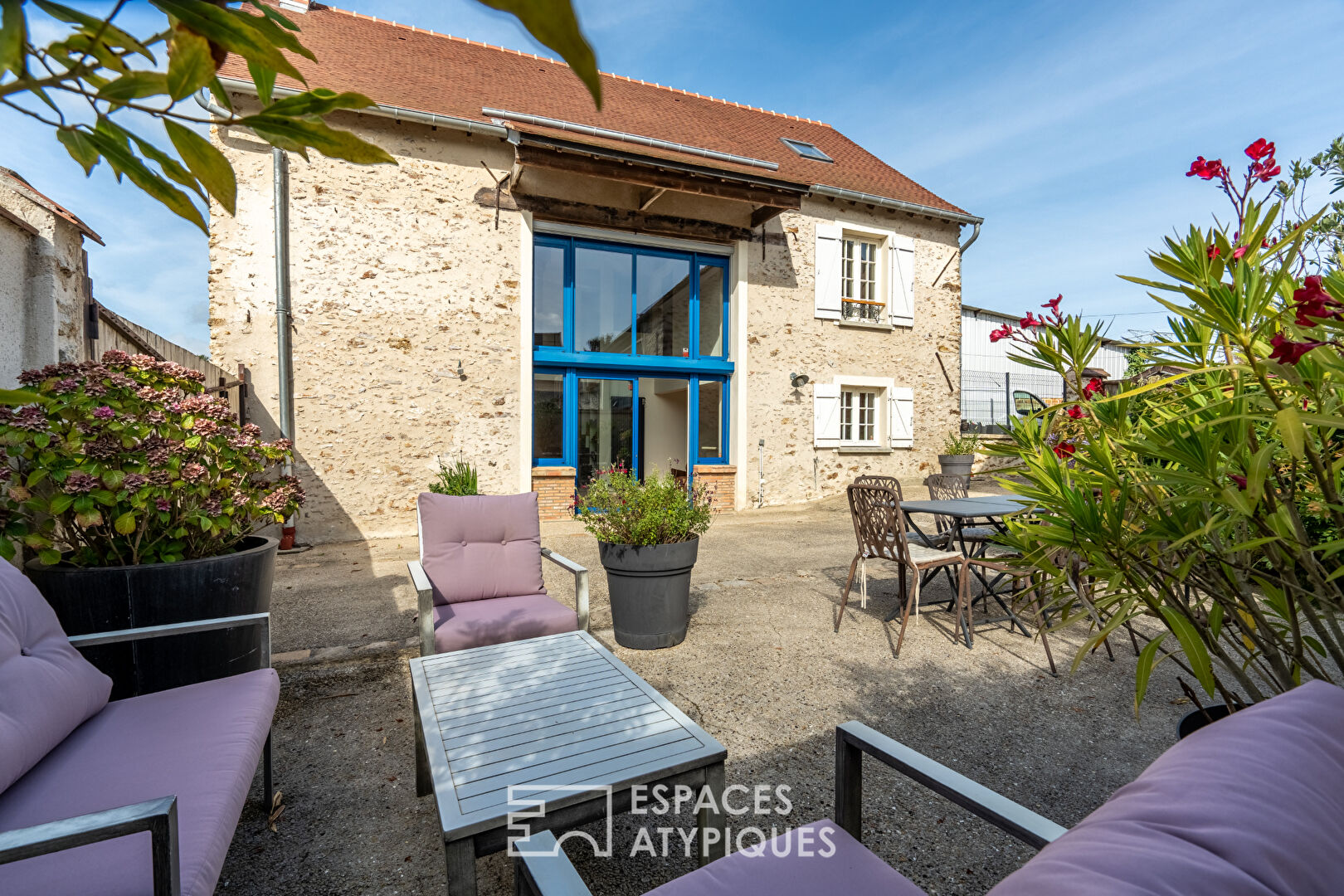 Maison en pierre à l’esprit loft quartier Longchene