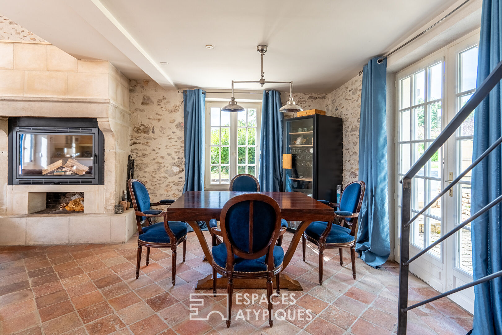 Maison en pierre à l’esprit loft quartier Longchene