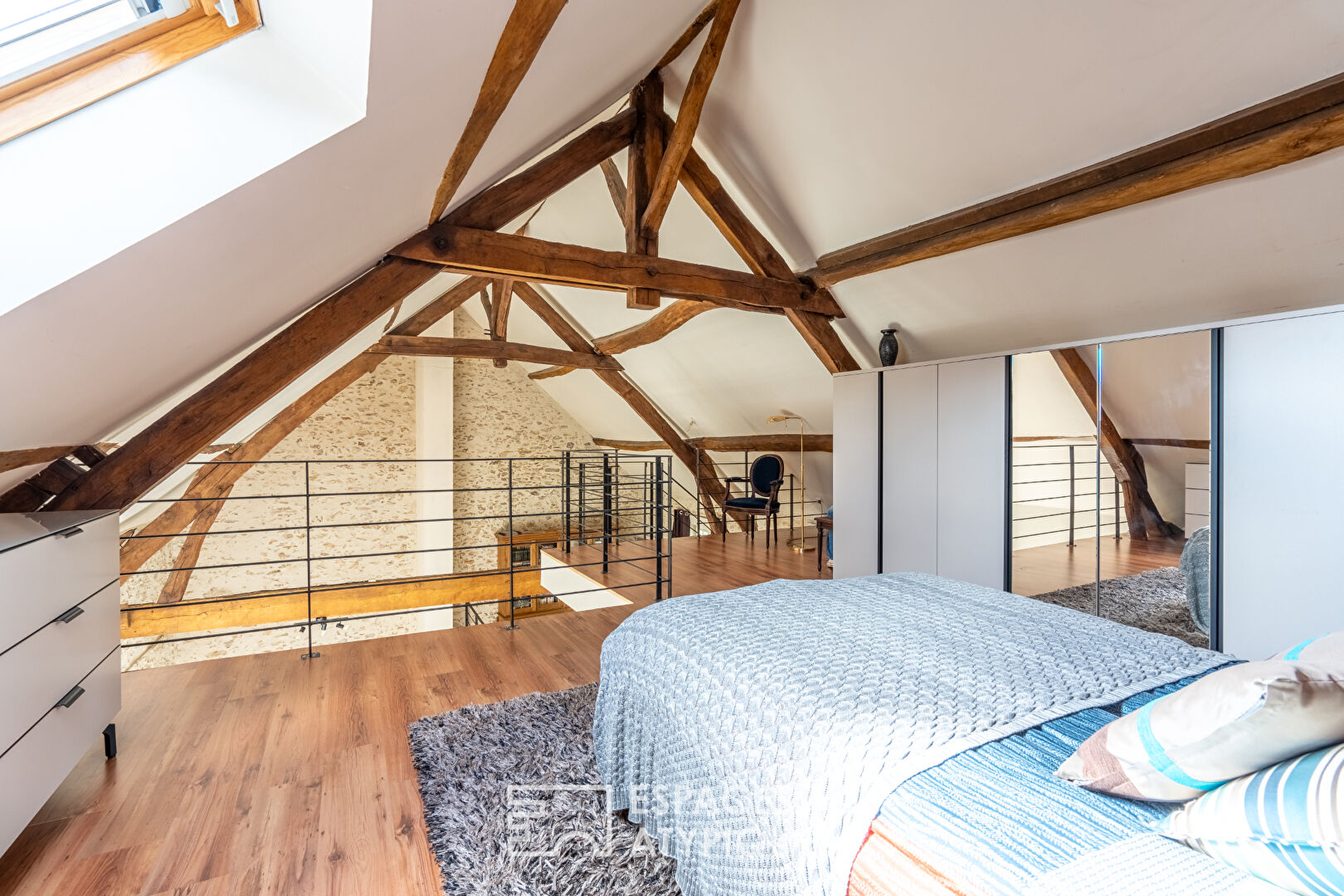 Maison en pierre à l’esprit loft quartier Longchene
