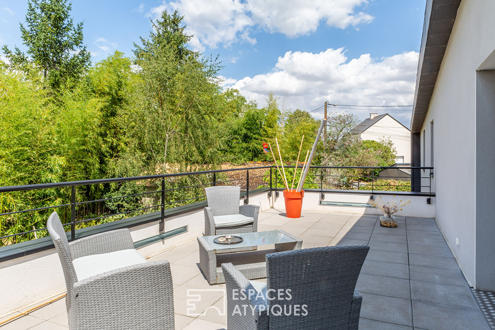 Belle maison d’architecte à Sucé sur Erdre, proche de l’Erdre