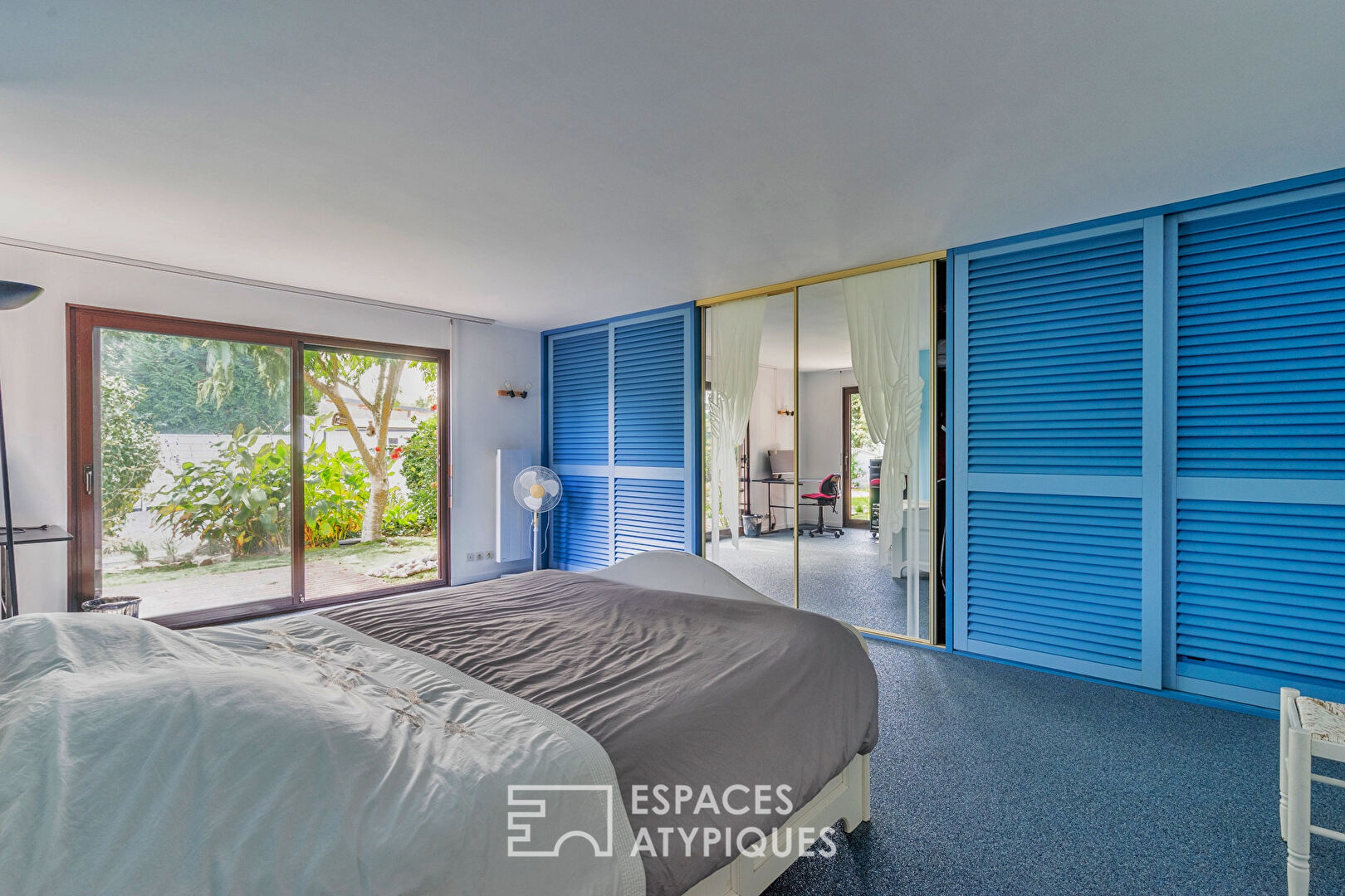 Maison d’architecte des années 70 avec piscine
