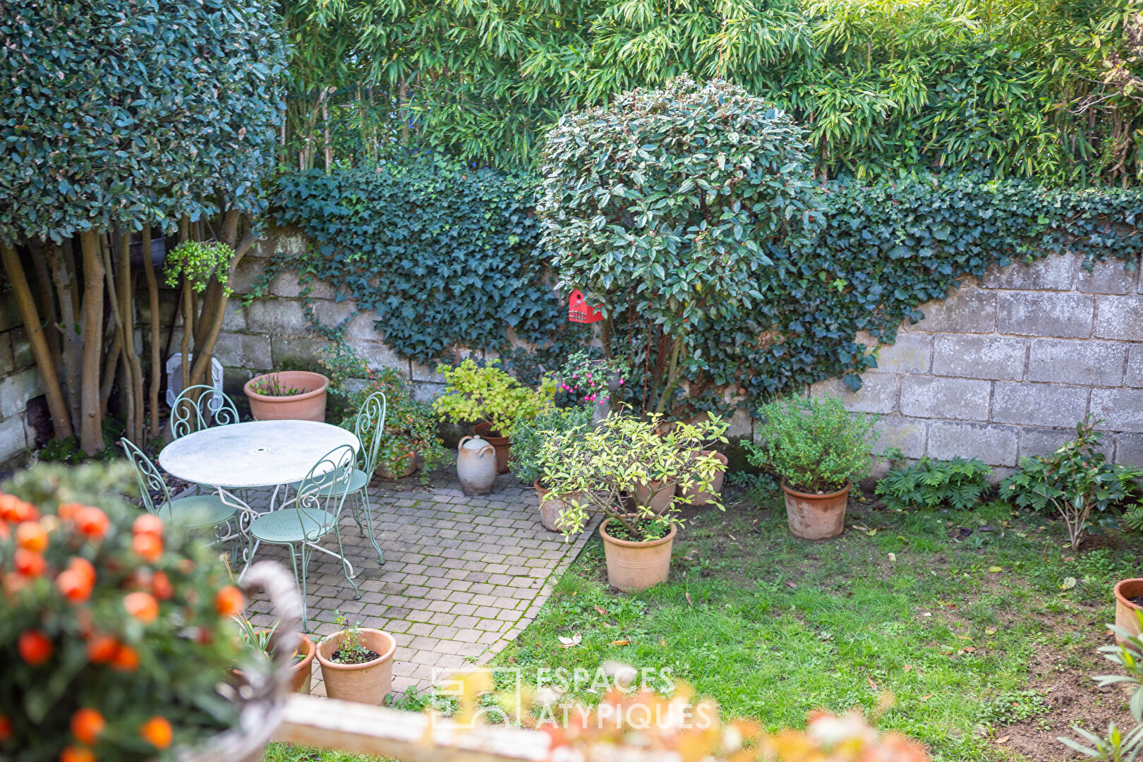 Maison  des années 30 et son jardinet