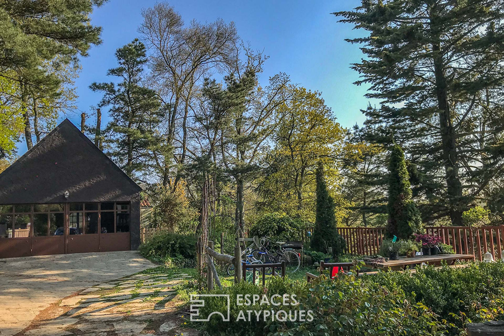 Charmante Maison en bois surplombant la Sèvre