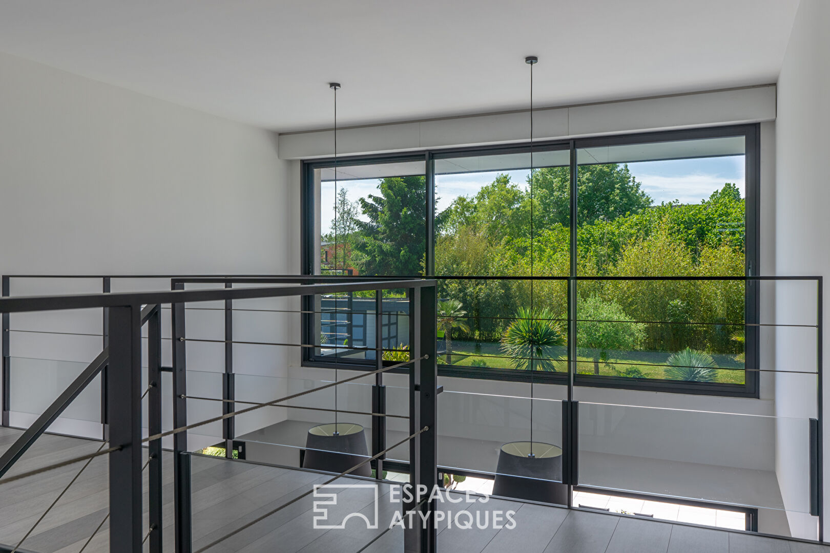Sublime Contemporary Home on the Banks of the Erdre