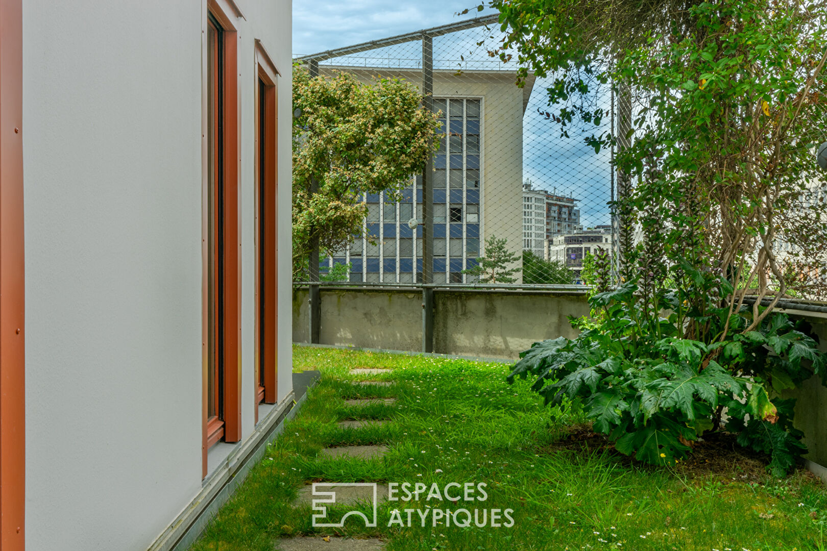 Unique: Appartement place Bretagne avec jardin sur les toits