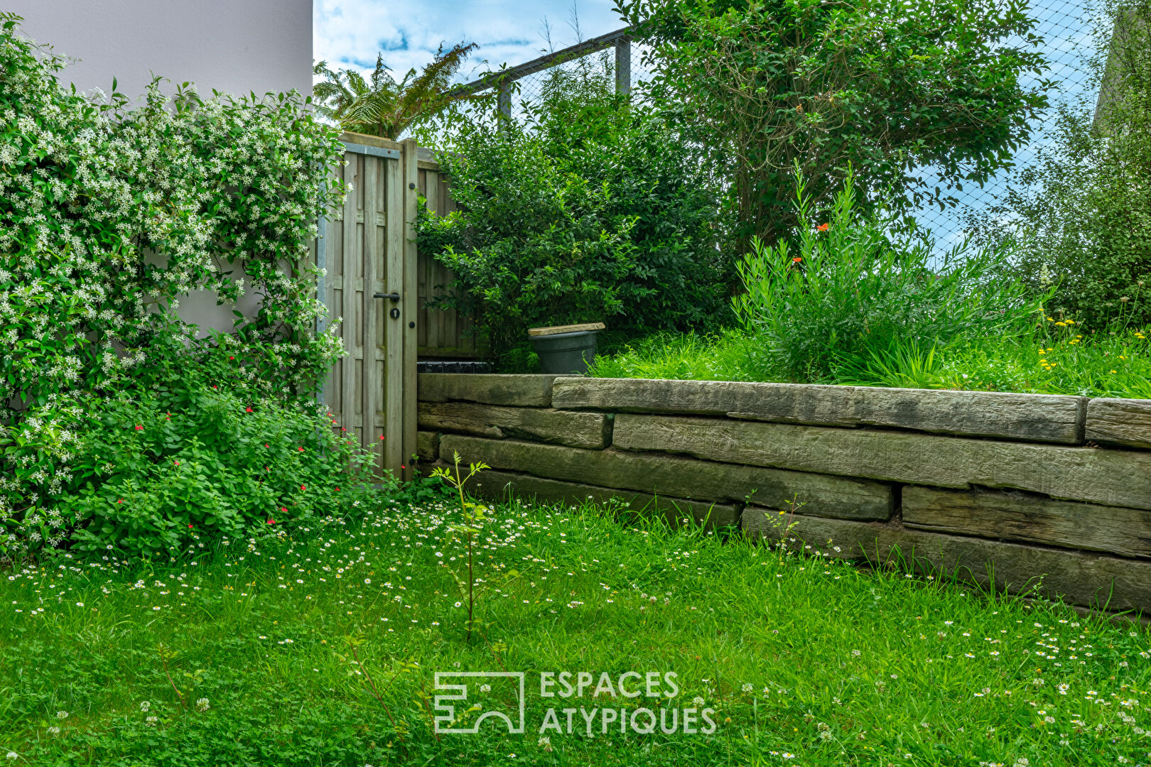 Unique: Appartement place Bretagne avec jardin sur les toits