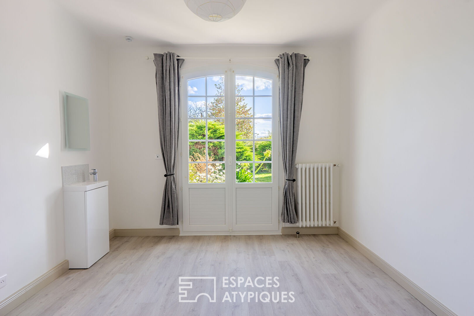 Volume et charme pour cette maison familiale à 15 minutes de Nantes