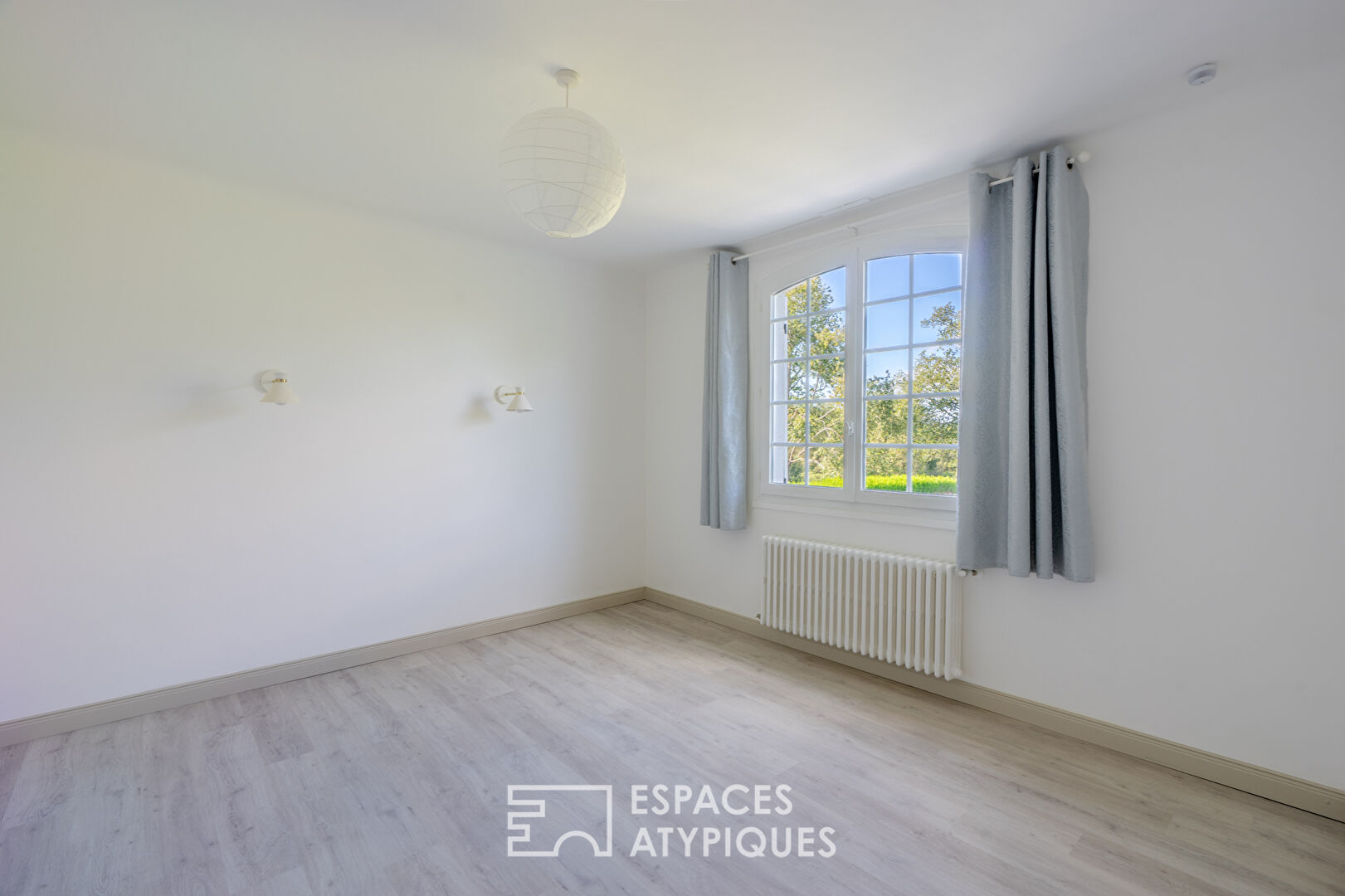 Volume et charme pour cette maison familiale à 15 minutes de Nantes