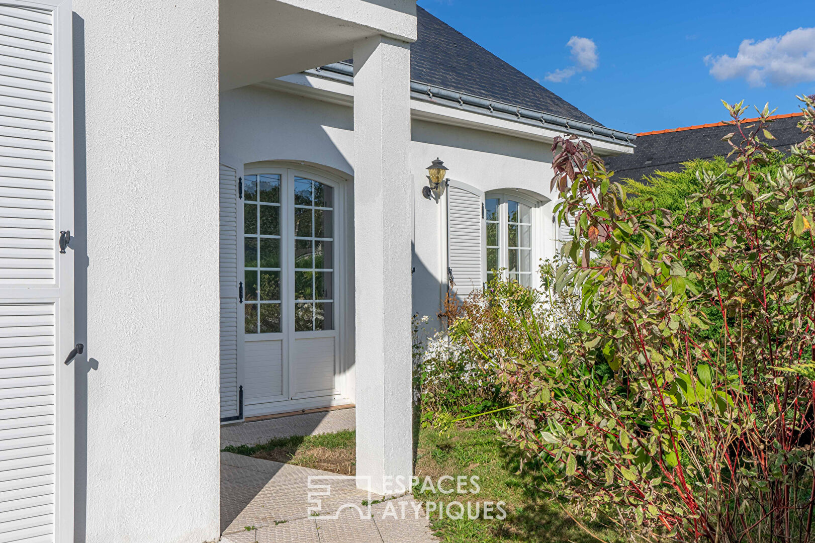 Volume et charme pour cette maison familiale à 15 minutes de Nantes