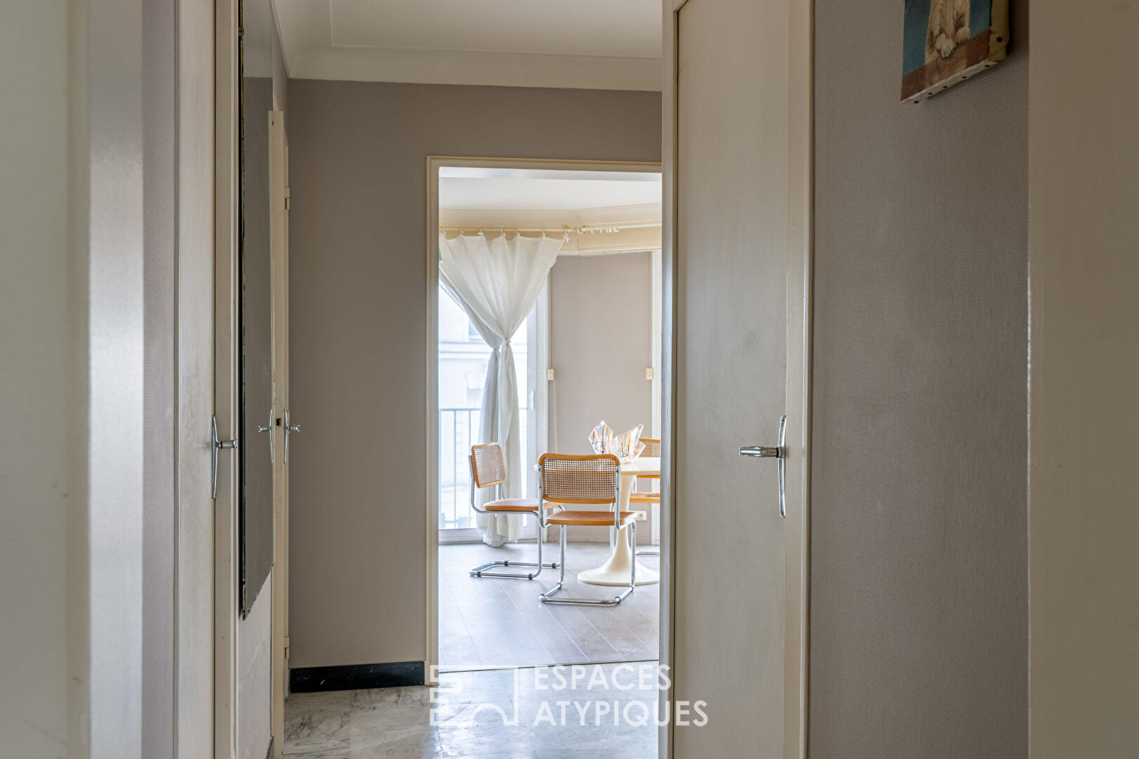 Au cœur du triangle d’or, charmant appartement T2