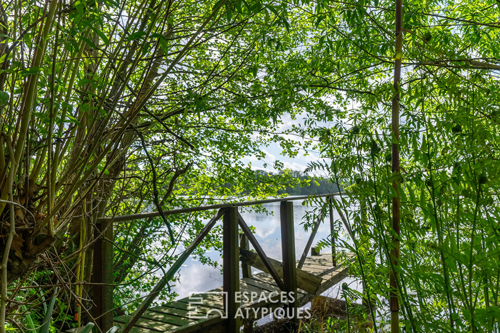 Petite Folie Nantaise on the banks of the Erdre
