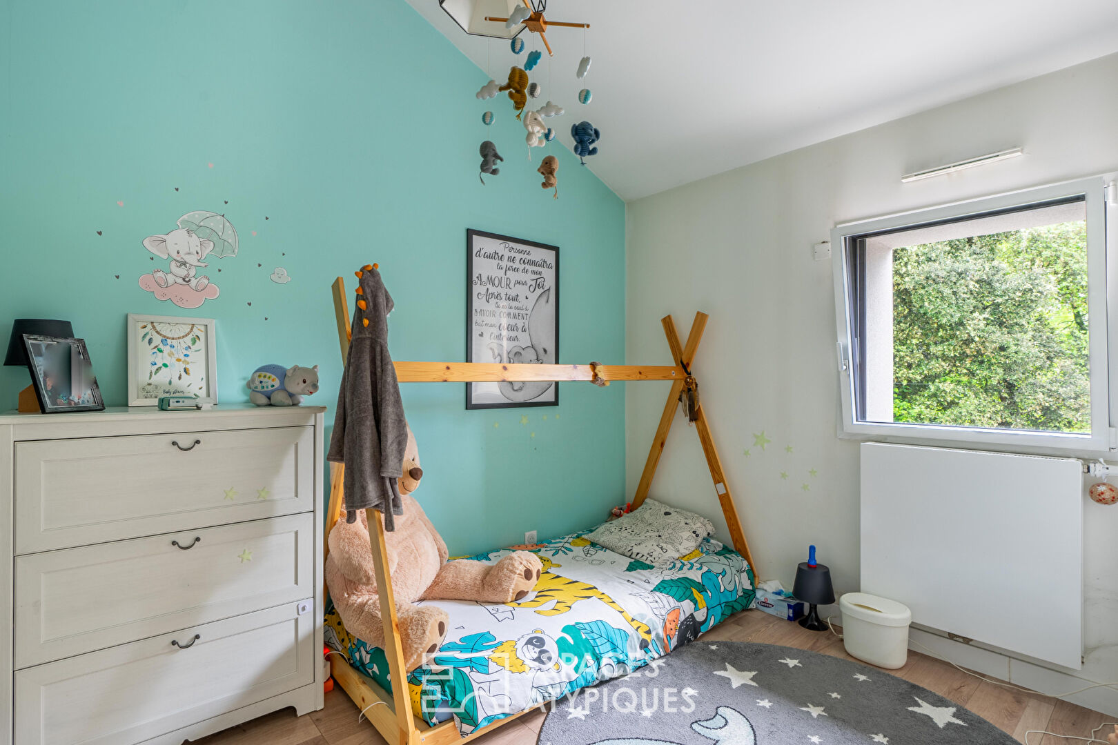 Ecological loft and its spacious terrace with swimming pool