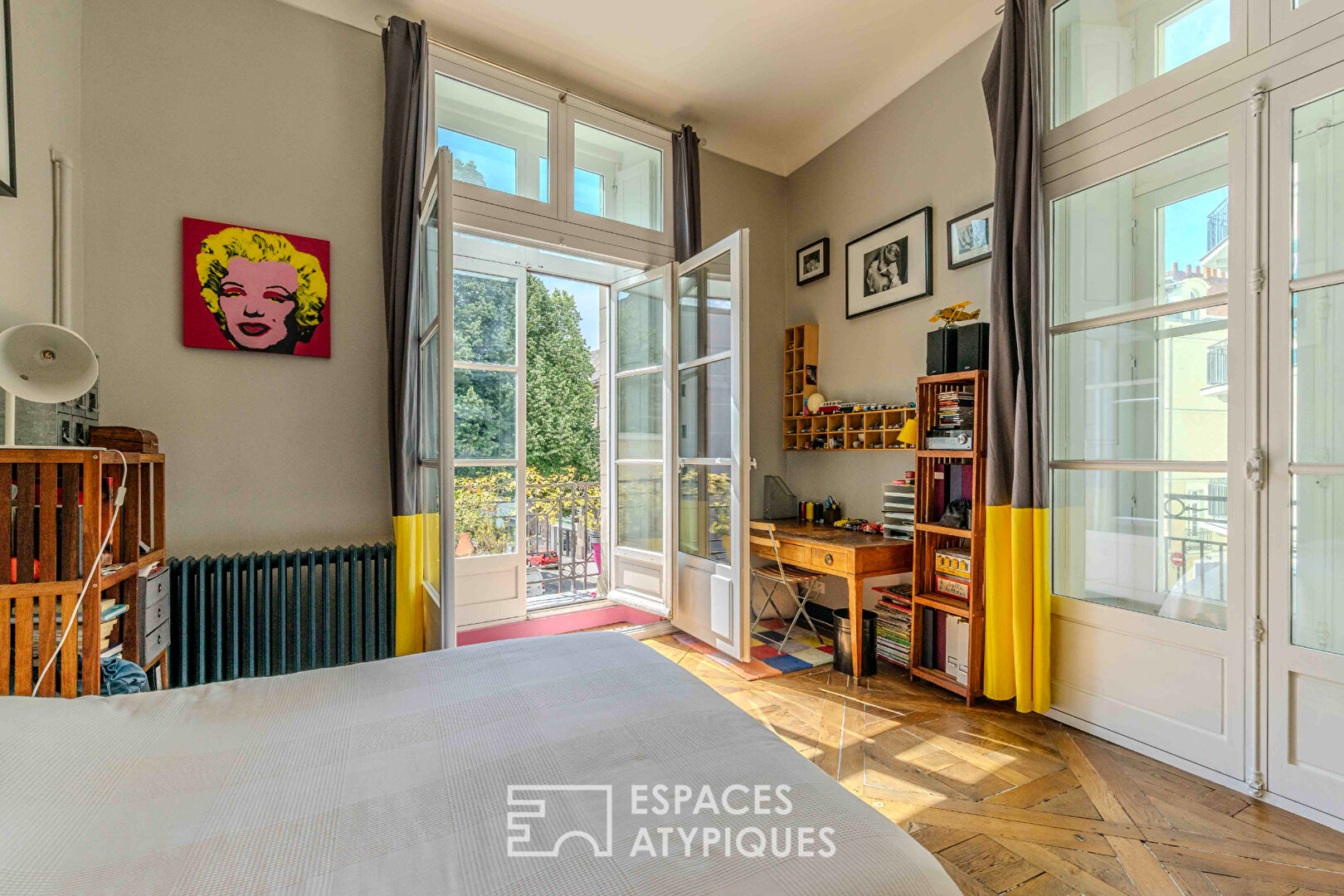 Ray of Sunshine in Graslin: Character Apartment of 168 sqm