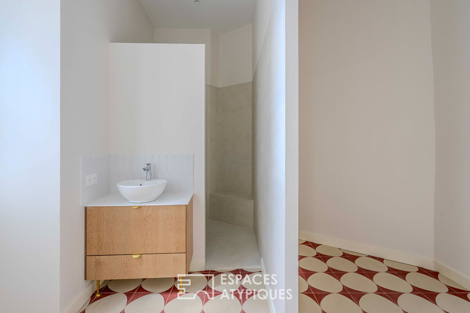 Appartement de charme entièrement restauré au coeur de Graslin
