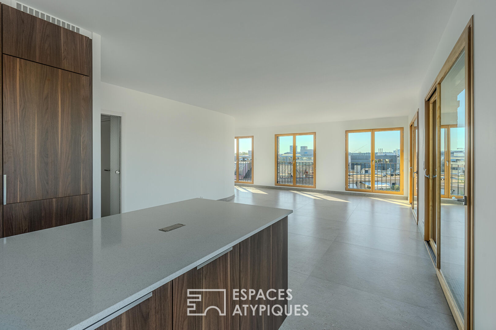 Superbe appartement de 127m2 en roof top avec terrasse